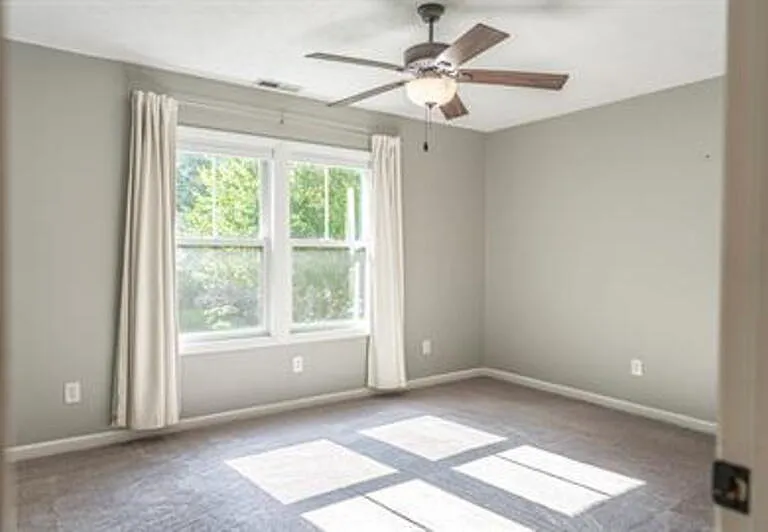 145 Sandhurst Pl — Photo 18