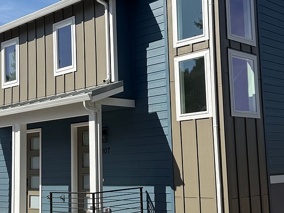 3rd image of 107 SE 3rd St