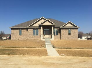 4145 Newbury Ln, Springfield, IL 62711