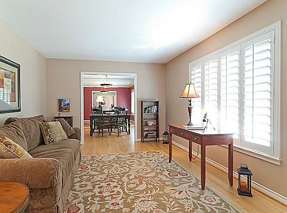 4th image of 10529 Somerton Dr