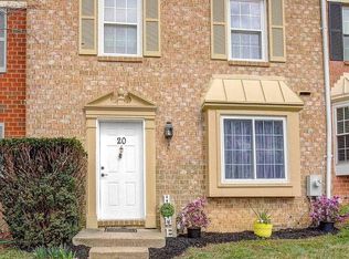 20 Island Run Ct, Catonsville, MD 21228