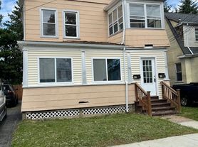 64 Glemby St, Hamden, CT