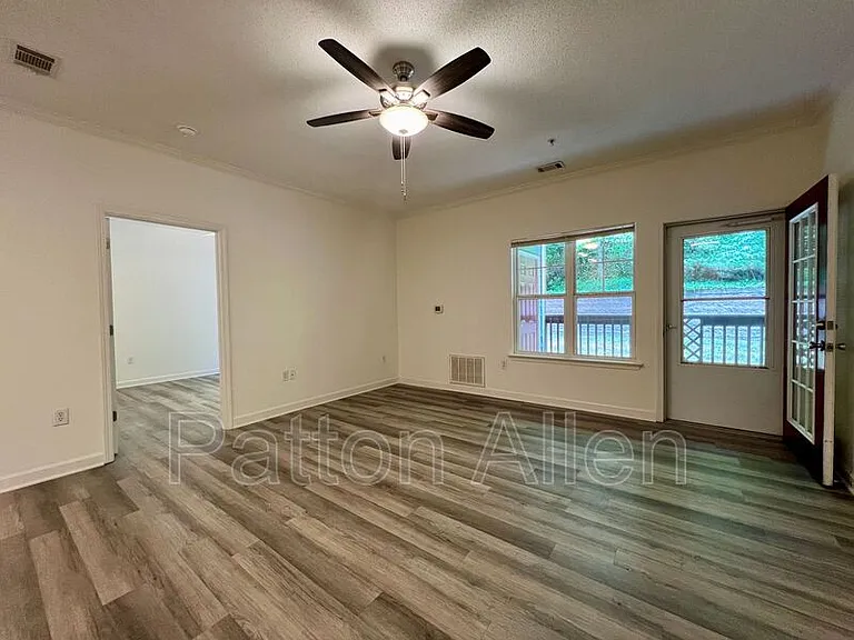 2000 Olde Eastwood Village Blvd #106 — Photo 6