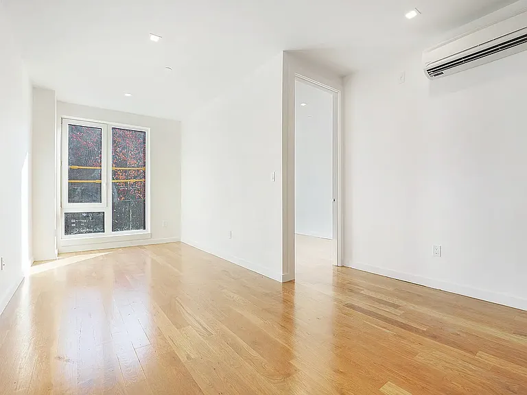 138-25 Barclay Ave #403 — Photo 11