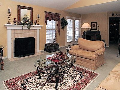 4th image of 8157 Fox Knoll Dr