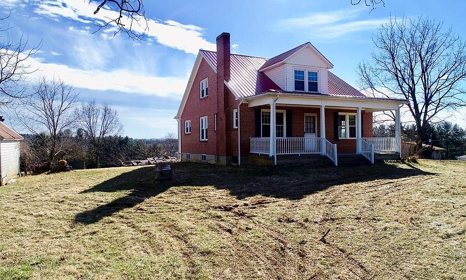 1st image of 133 McGavock Ln