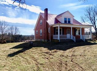 133 McGavock Ln, Max Meadows, VA 24360