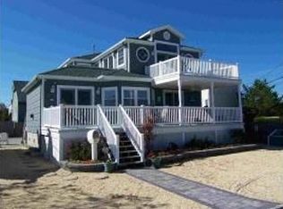 10 E 24th St, Long Beach Township, NJ 08008
