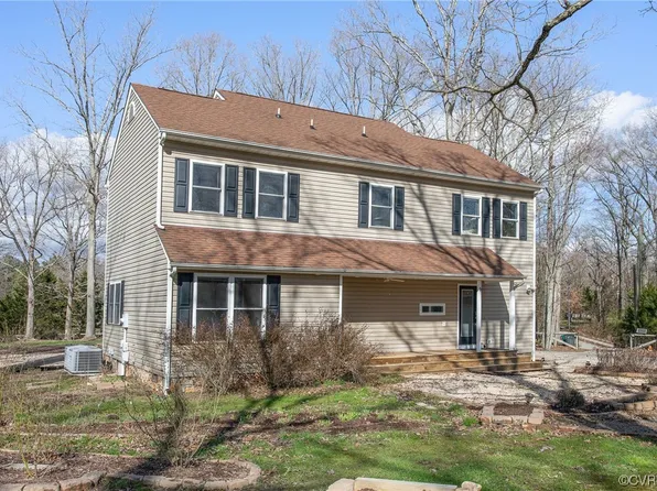 901 Hockett Rd, Manakin Sabot, VA 23103