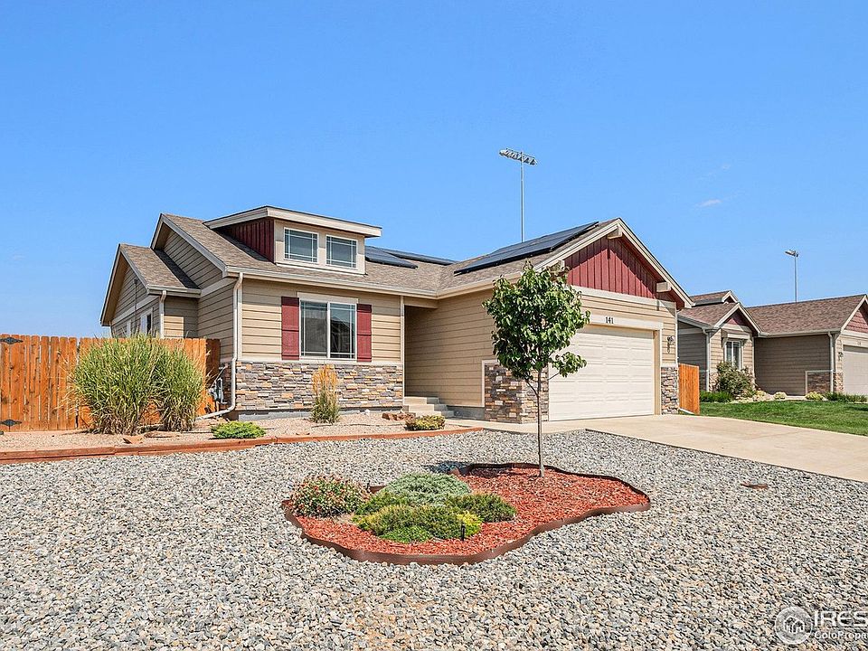 1st image of 141 Linden Oaks Dr
