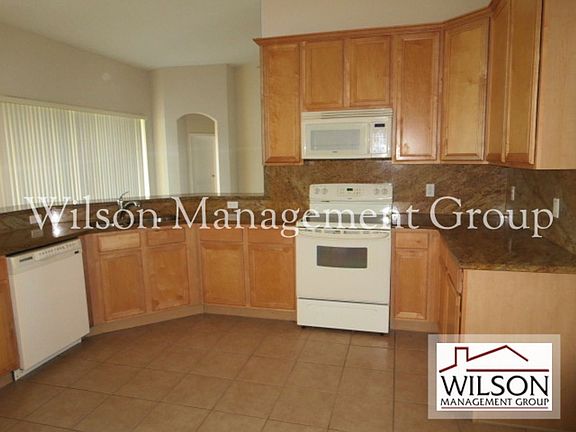 4th image of 17906 Camargo Ln