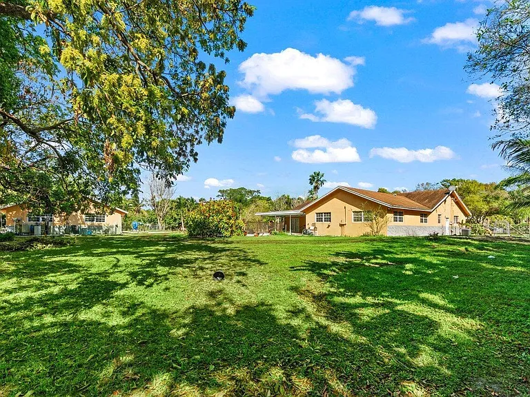 5313 Colbright Rd — Photo 44