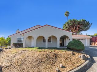 84 Lawrence Ave, Watsonville, CA 95076