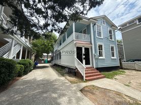 250 Rutledge Ave