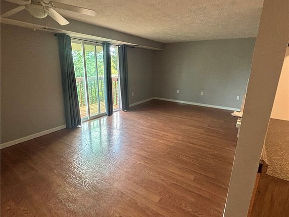 2nd image of 27512 Evergreen Run