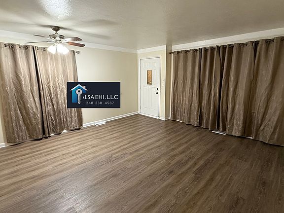 3rd image of 4661 Croissant St