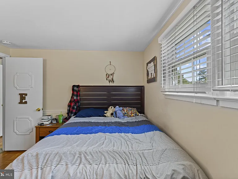 1435 Crofton Pkwy — Photo 28