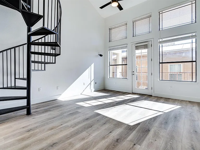 2505 San Gabriel St #600 — Photo 14