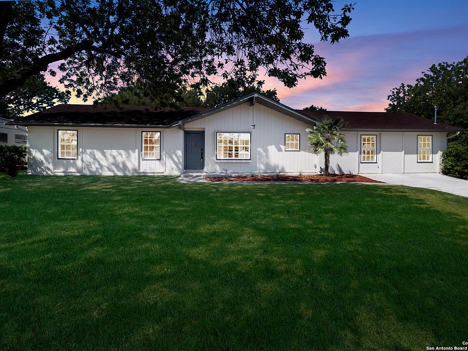 1st image of 1190 Hollyhock Ln