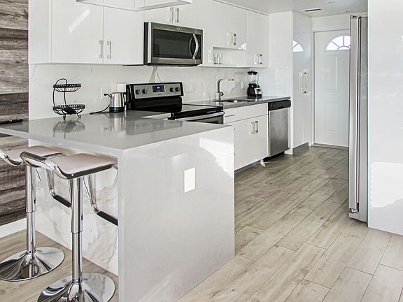 4th image of 9220 Biscayne Blvd APT 3
