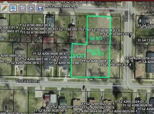431 Vineyard Ave, Benton Harbor, MI 49022