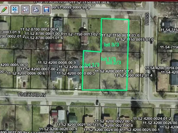 431 Vineyard Ave, Benton Harbor, MI 49022