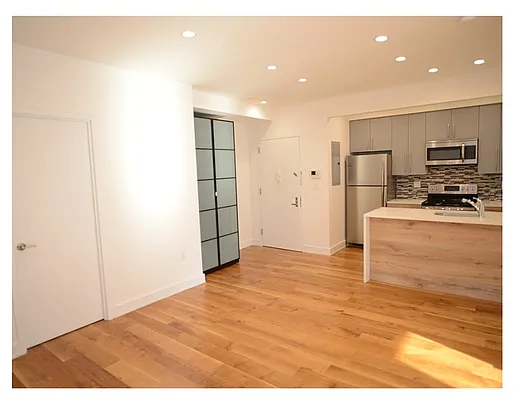 Rented by Residents Team | media 15