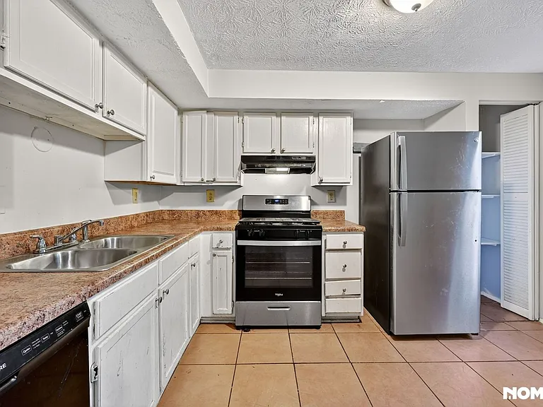 2319 Wingfoot Pl — Photo 4