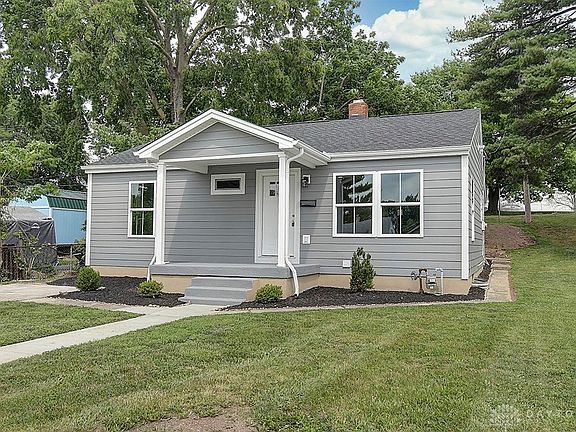 2nd image of 2744 Holman St