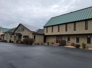 2567 N Reading Rd APT 4, Denver, PA 17517