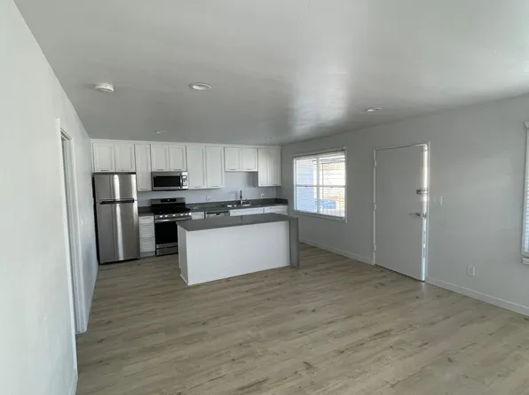 6156 Acorn St, San Diego, CA 92115