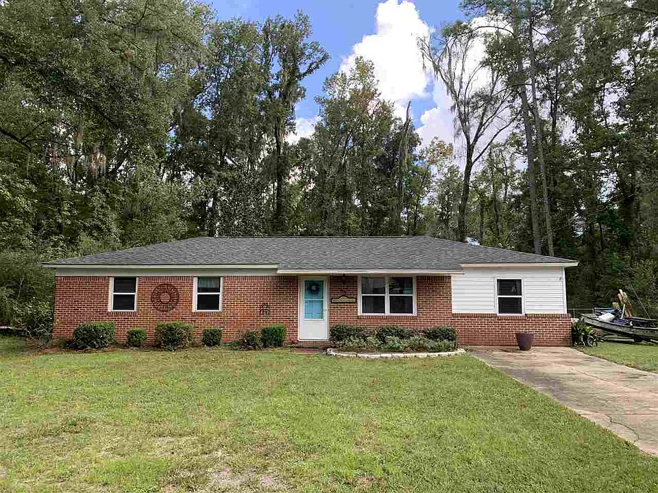 1st image of 83 Marie Cir