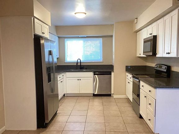 5th image of 3134 Maryknoll Court