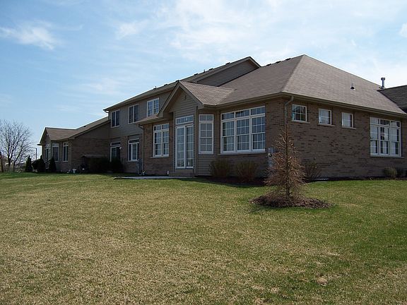 Yard - Sliding Doors