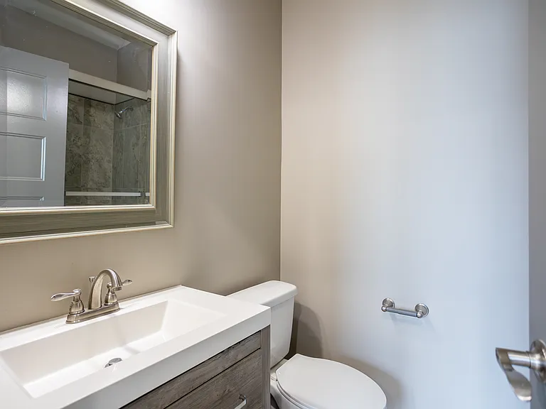 1014 Phillips Ave SE — Photo 29