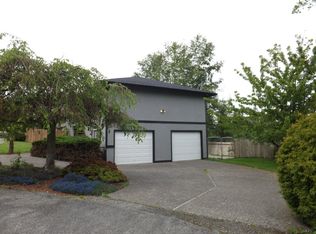 223 Pecks Dr, Everett, WA 98203