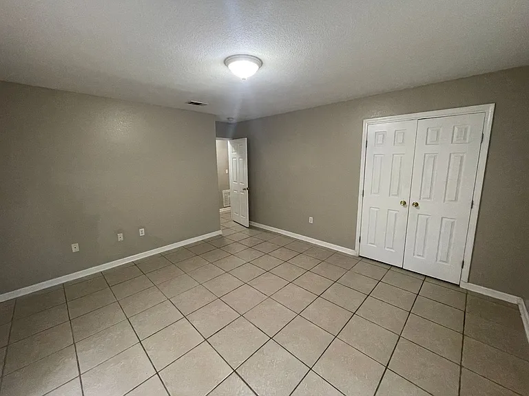 125 Cherry Ct — Photo 13