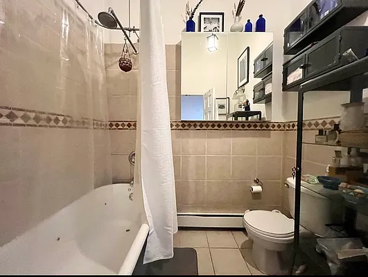 Rented by Nolita Group | media 7