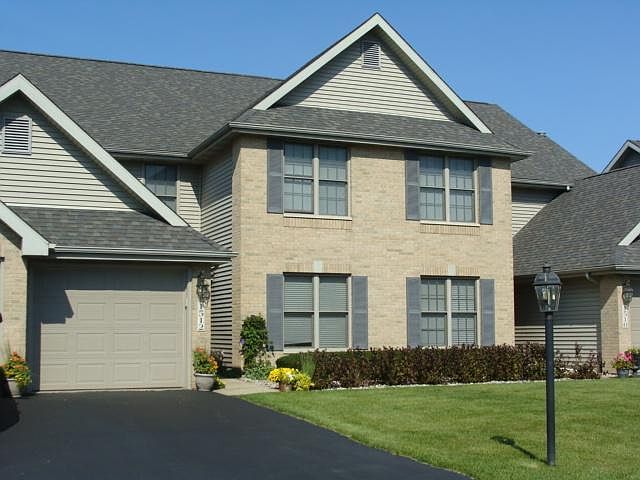 1st image of 1512 Lakewood Ln