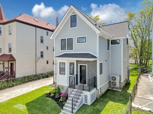 112 Armandine St #2, Dorchester Center, MA 02124