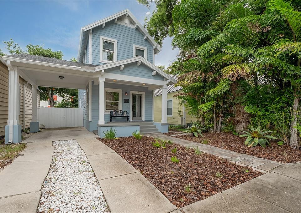 1st image of 412 E AMELIA AVENUE