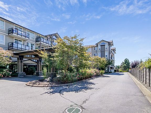 2nd image of 32729 Garibaldi Dr #110