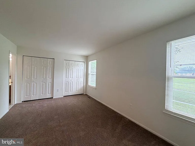 6124 Majors Ln — Photo 8