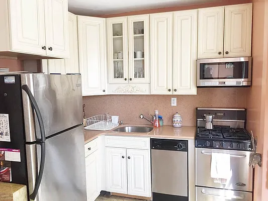 Sold by Cavanagh Properties LLC | media 12