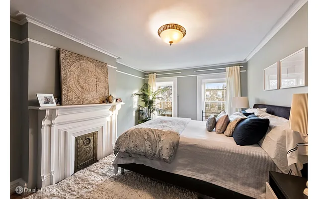 Rented by Douglas Elliman | media 10