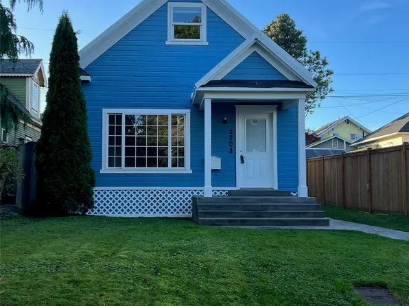 2208 Oakes Avenue, Everett, WA 98201