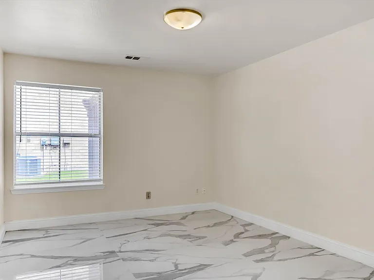 422 Willet Dr — Photo 16