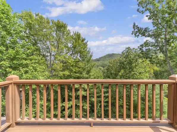 122 Sky High Dr, Blairsville, GA 30512