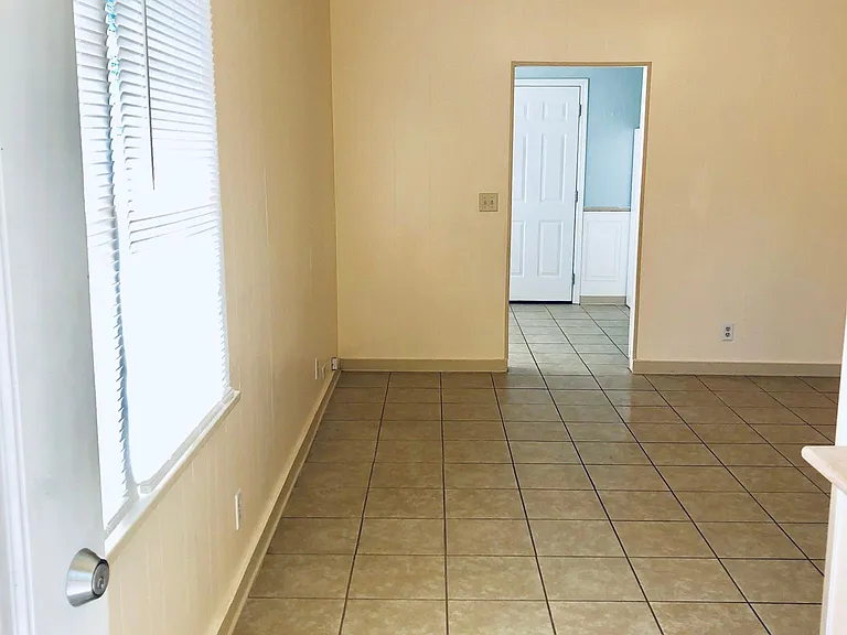 715 Spring St — Photo 7
