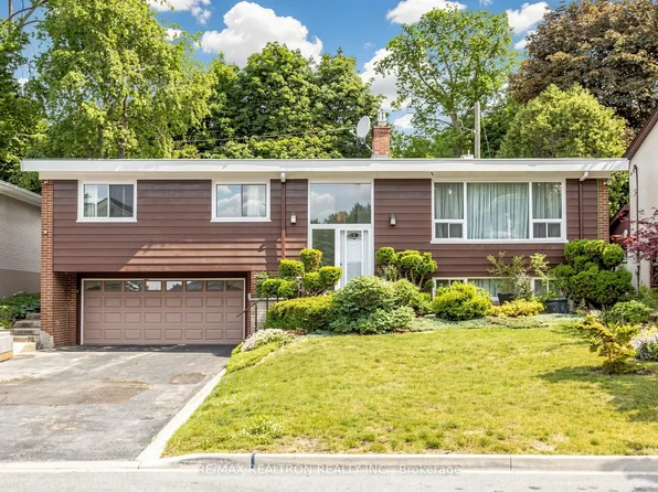 24 Dalmeny Rd, Markham, ON L3T 1L9